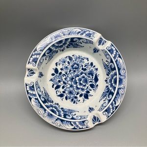 Vintage Delft Handpainted Ashtray / Candy Dish from Holland.